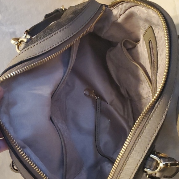 Michael Kors Handbag - Picture 9 of 9